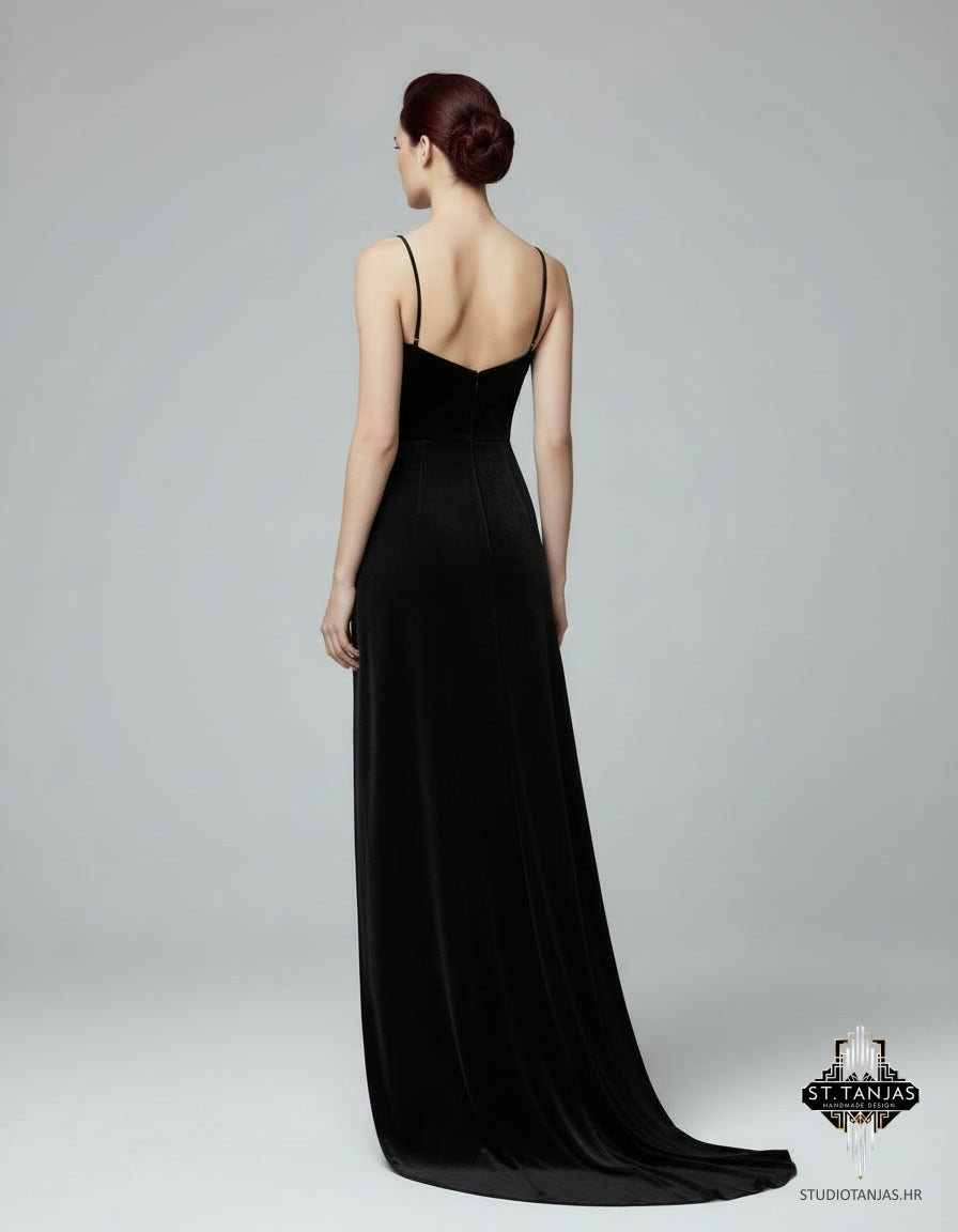 NOCTYRA Velvet Dress